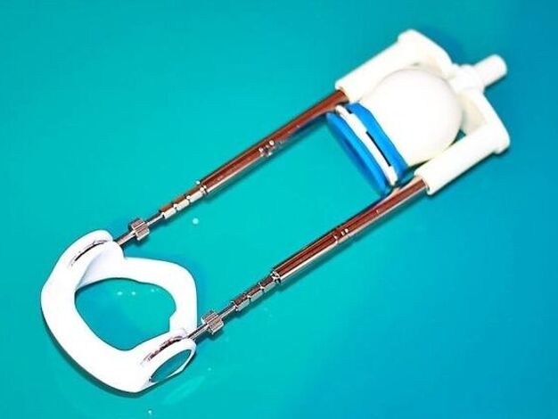 Om de fallus te verlengen, kunt u een speciaal apparaat gebruiken een extender.